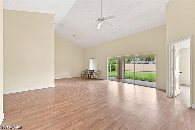 6022 Westbourgh DR, Naples, FL 34112