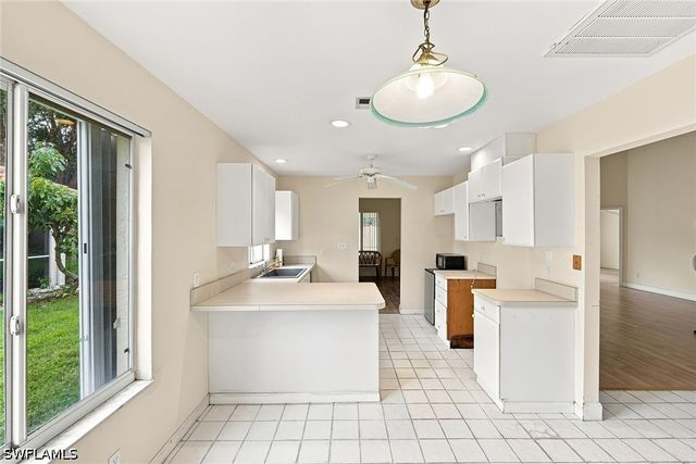 6022 Westbourgh DR, Naples, FL 34112