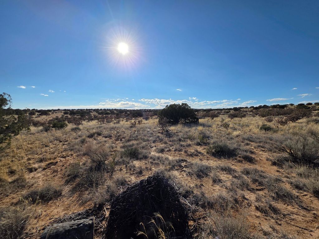Image 4 of property listing at 6453 Galway Road NE, Rio Rancho, NM 87144