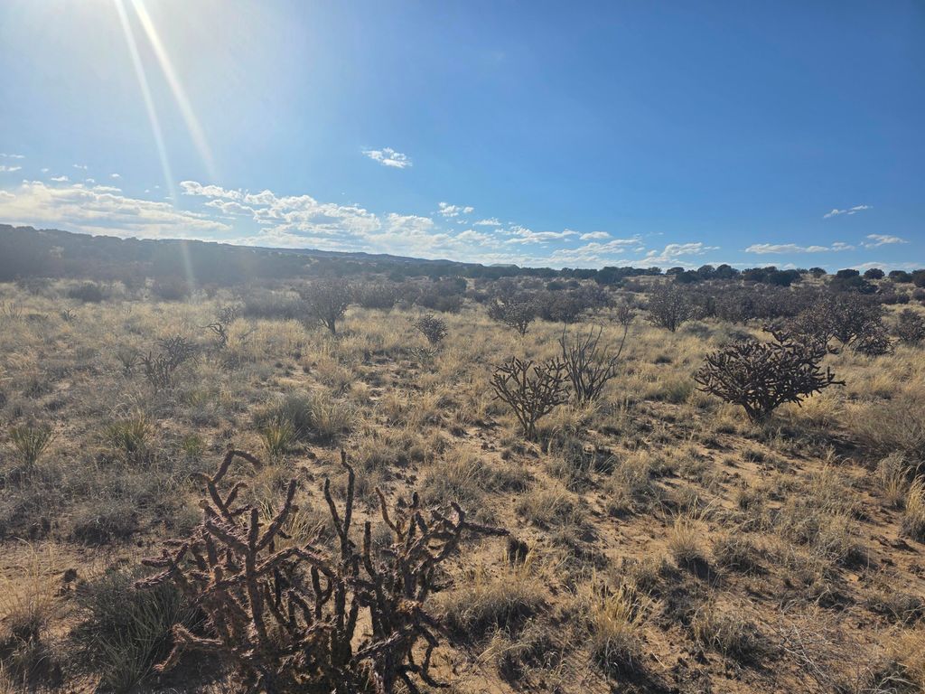 Image 6 of property listing at 6453 Galway Road NE, Rio Rancho, NM 87144