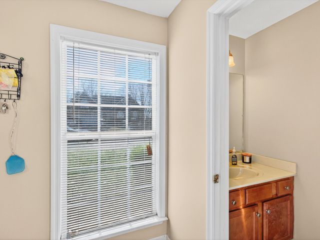 5165 Pebble Creek Dr, Antioch, TN 37013