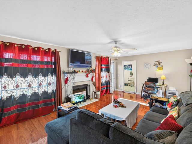 5165 Pebble Creek Dr, Antioch, TN 37013