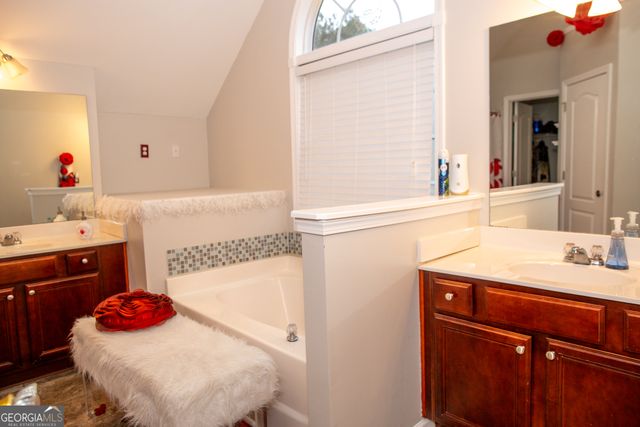 140 Revolutionary Drive, Hampton, GA 30228