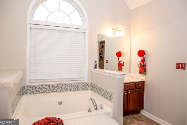 140 Revolutionary Drive, Hampton, GA 30228