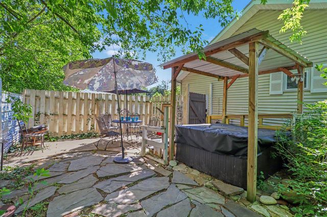 6675 122nd Avenue, Fennville, MI 49408