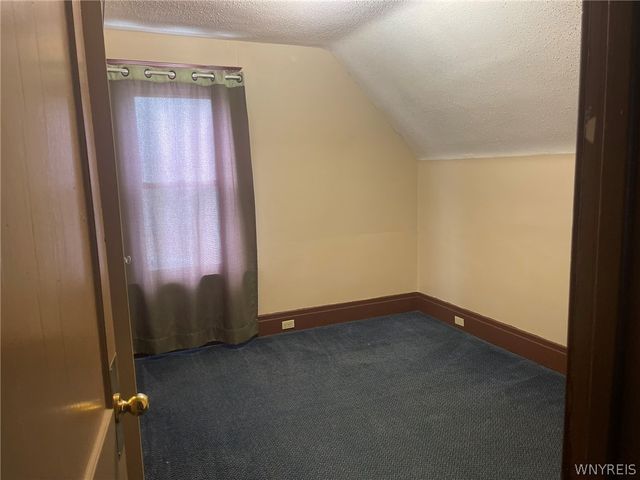 2485 Willow Avenue, Niagara Falls, NY 14305