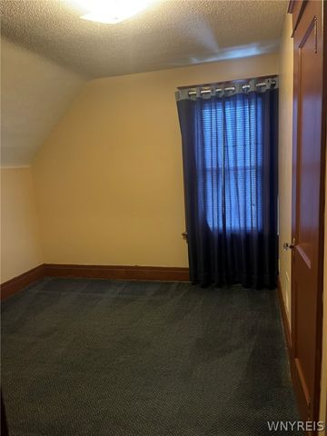 2485 Willow Avenue, Niagara Falls, NY 14305