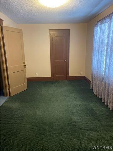 2485 Willow Avenue, Niagara Falls, NY 14305