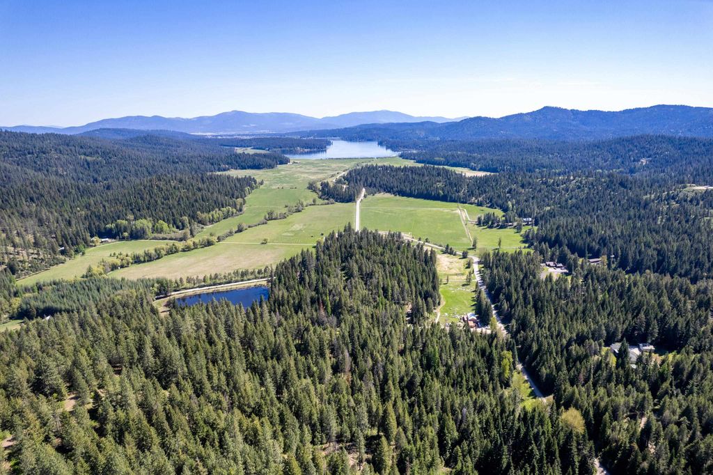 xxx N Singing Hills Dr, Newman Lake, WA 99025