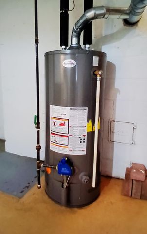 18 Diana Road, Ogden Dunes, IN 46368