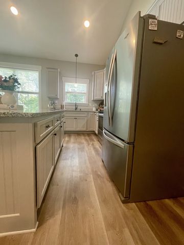 677 Miriah Dr, Mcminnville, TN 37110