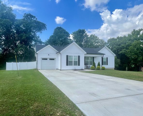 677 Miriah Dr, Mcminnville, TN 37110