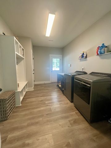 677 Miriah Dr, Mcminnville, TN 37110