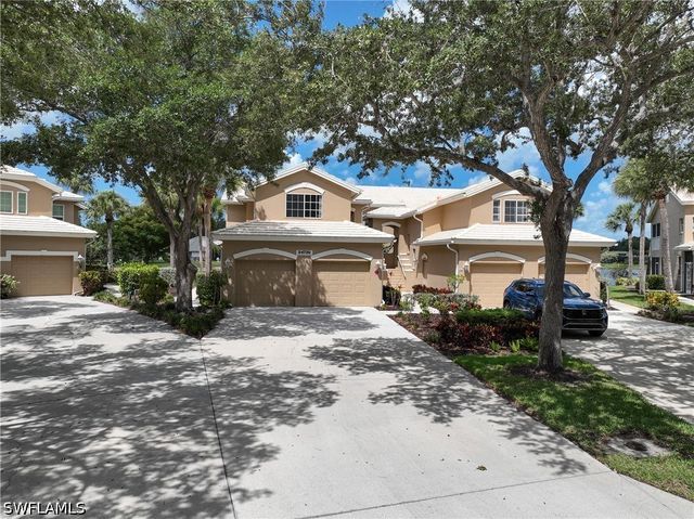 24736 Lakemont Cove LN 201, Bonita Springs, FL 34134