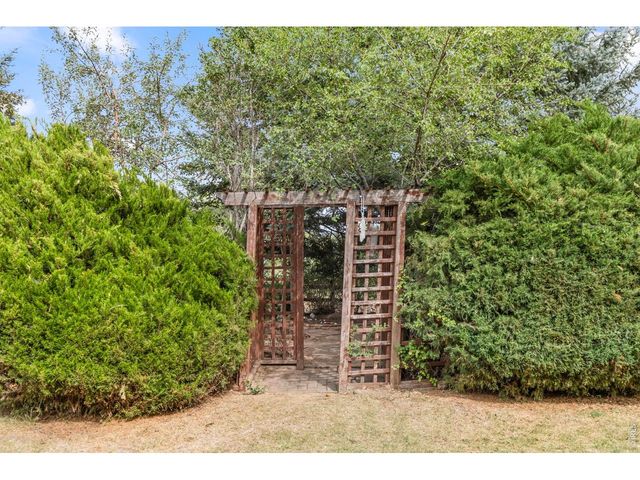 1012 Willowrock Dr, Loveland, CO 80537