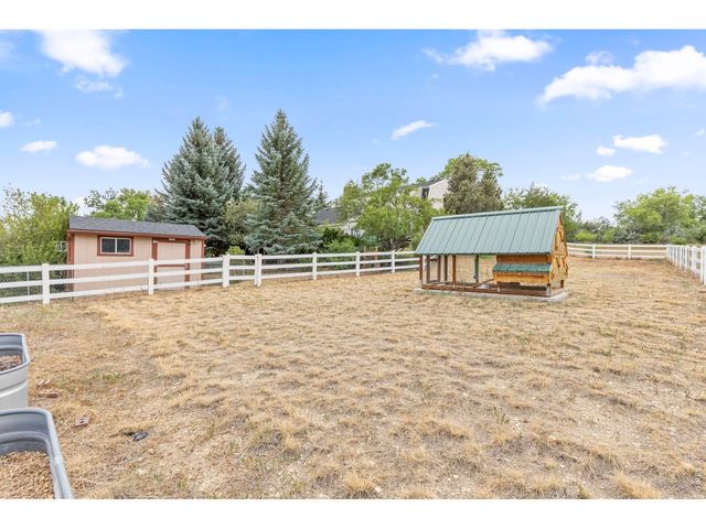 1012 Willowrock Dr, Loveland, CO 80537