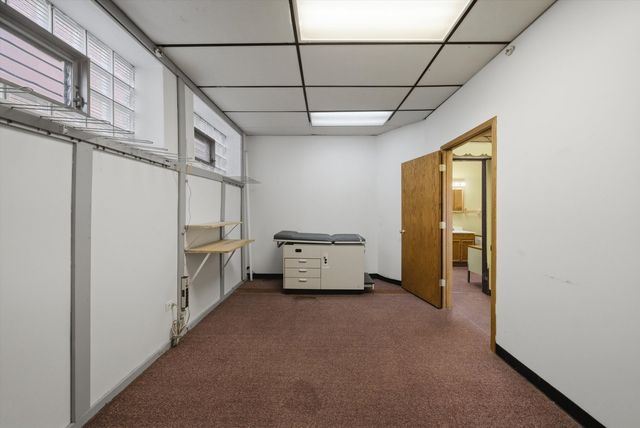 4748 S pulaski Road, Chicago, IL 60632