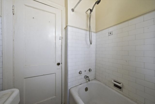 4748 S pulaski Road, Chicago, IL 60632