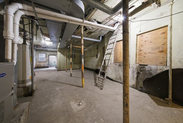 4748 S pulaski Road, Chicago, IL 60632