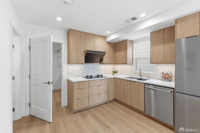 2479 31st Avenue, San Francisco, CA 94116