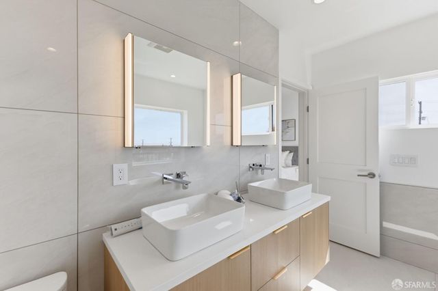 2479 31st Avenue, San Francisco, CA 94116