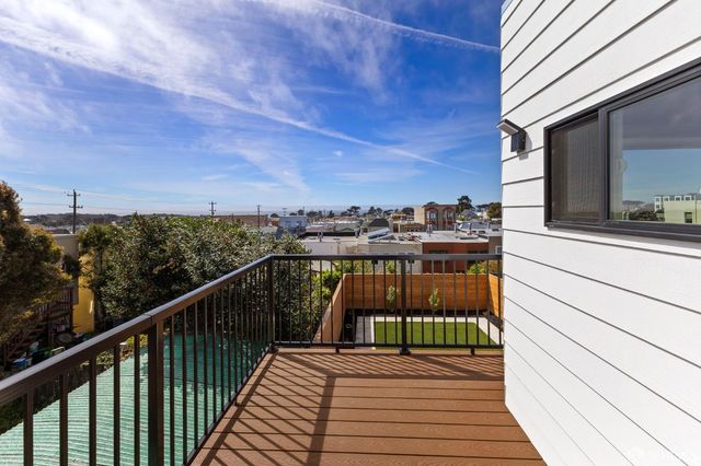 2479 31st Avenue, San Francisco, CA 94116