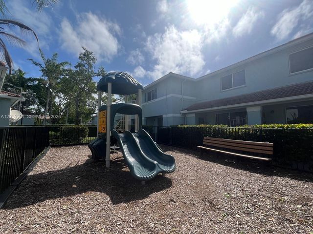 1932 Alamanda Way 1932, Riviera Beach, FL 33404