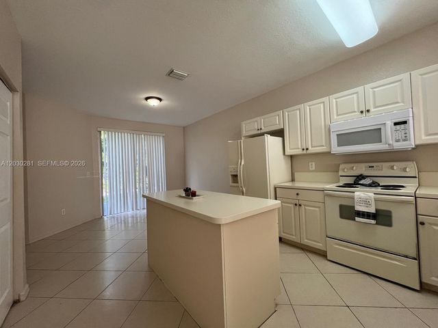 1932 Alamanda Way 1932, Riviera Beach, FL 33404