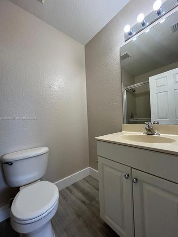 1932 Alamanda Way 1932, Riviera Beach, FL 33404