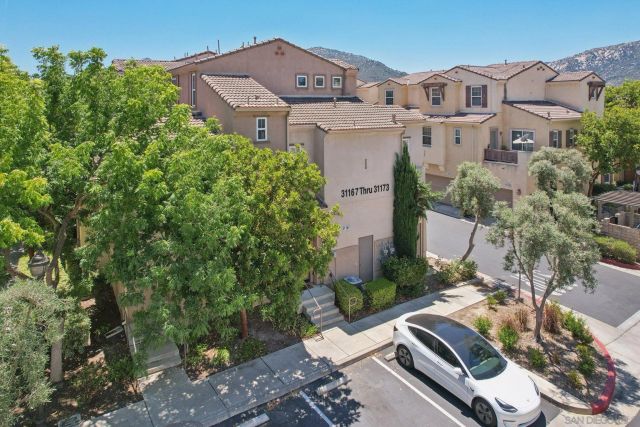 31167 Strawberry Tree Lane, Temecula, CA 92592