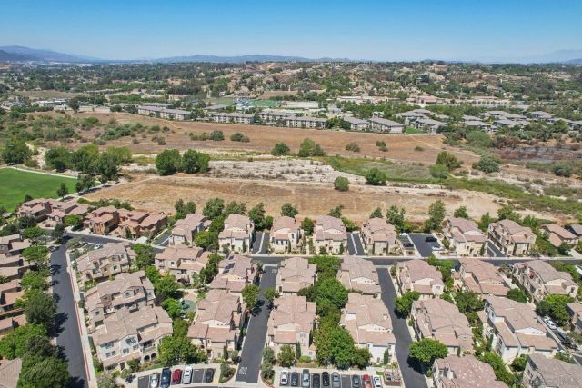 31167 Strawberry Tree Lane, Temecula, CA 92592