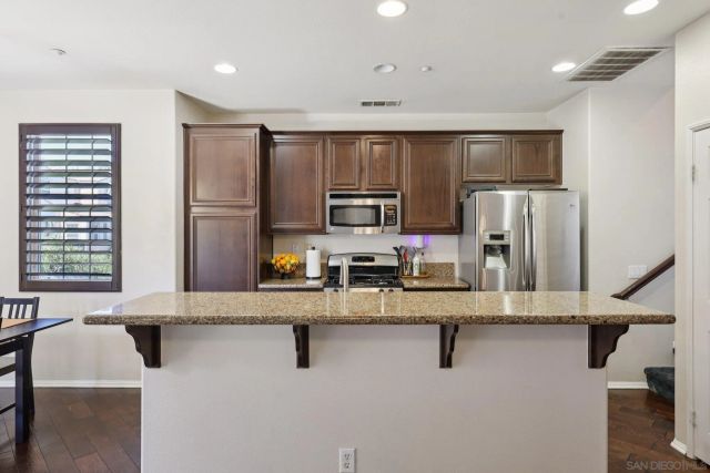 31167 Strawberry Tree Lane, Temecula, CA 92592