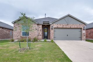 925 Emerson Drive, Anna, TX 75409