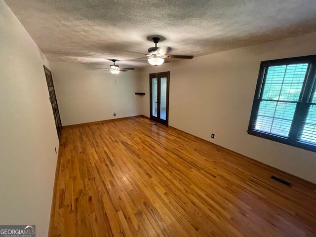 7334 Quail Run Road, Lizella, GA 31052