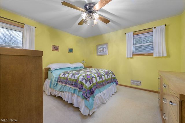 24321 Normandy Drive, Olmsted Falls, OH 44138