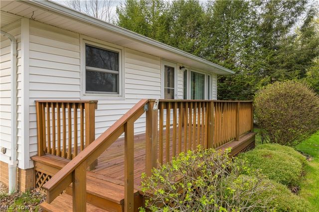 24321 Normandy Drive, Olmsted Falls, OH 44138