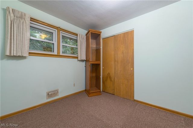 24321 Normandy Drive, Olmsted Falls, OH 44138