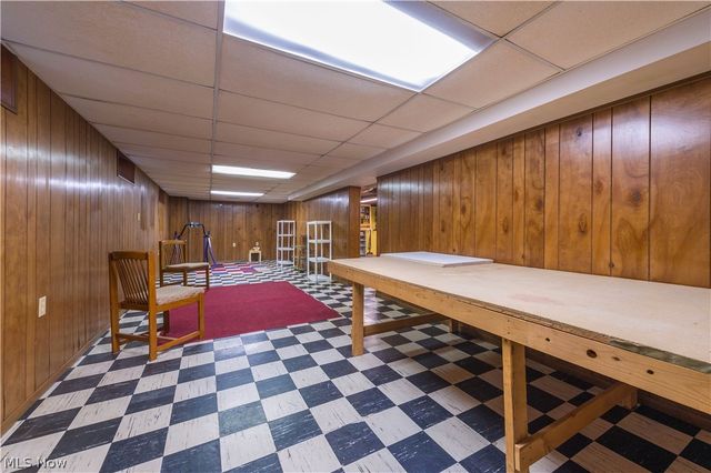 24321 Normandy Drive, Olmsted Falls, OH 44138