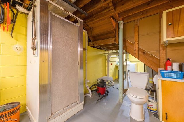 24321 Normandy Drive, Olmsted Falls, OH 44138