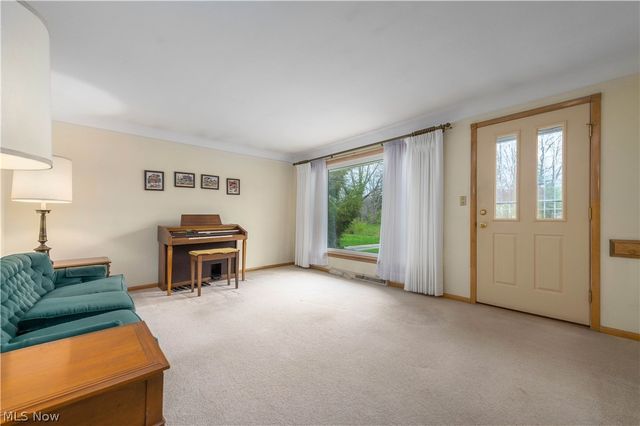 24321 Normandy Drive, Olmsted Falls, OH 44138