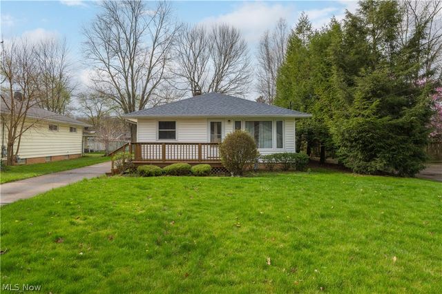 24321 Normandy Drive, Olmsted Falls, OH 44138