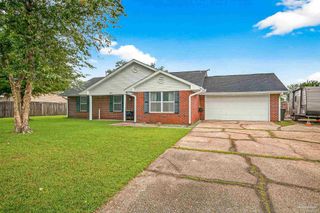 2215 Cricket Ridge Dr, Cantonment, FL 32533