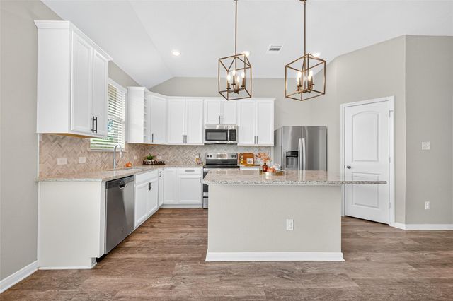 246 Brocks Lane, Montgomery, TX 77356