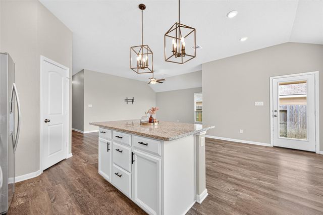 246 Brocks Lane, Montgomery, TX 77356