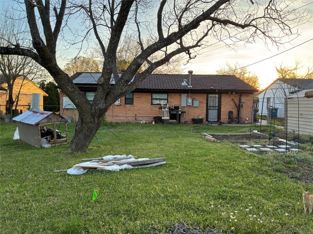 1307 S 1st Street, Corsicana, TX 75110