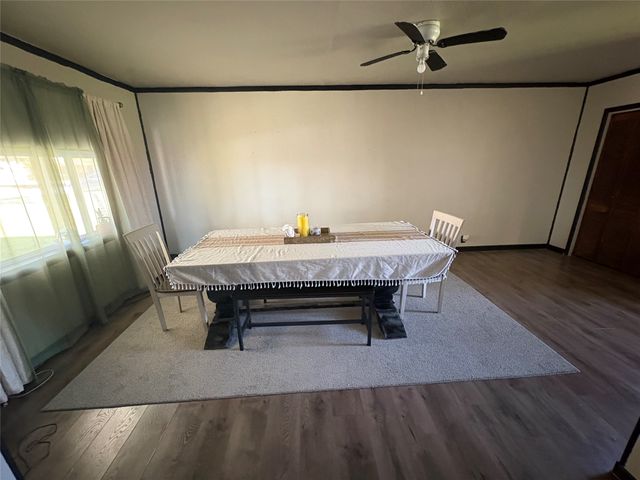 1307 S 1st Street, Corsicana, TX 75110