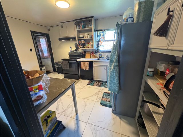 1307 S 1st Street, Corsicana, TX 75110