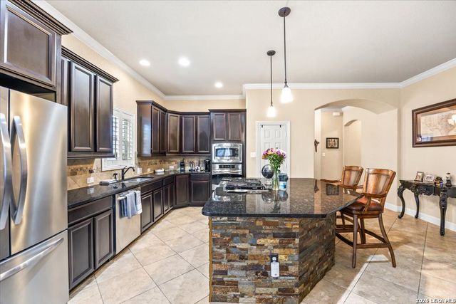 10515 Alcantara, Helotes, TX 78023