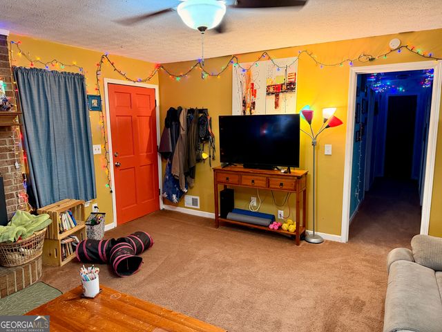 4320 Cary Drive, Snellville, GA 30039