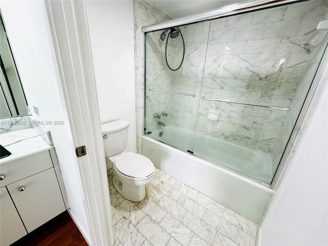 19707 Turnberry Way 5C, Aventura, FL 33180